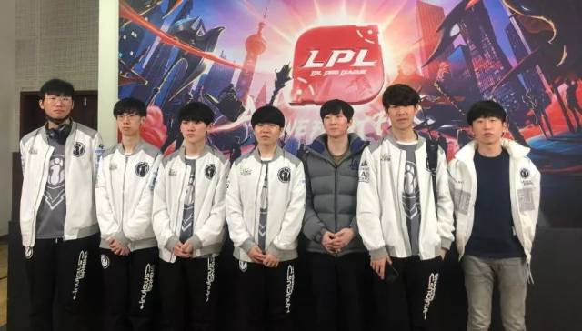 拥有一位 拥有一位